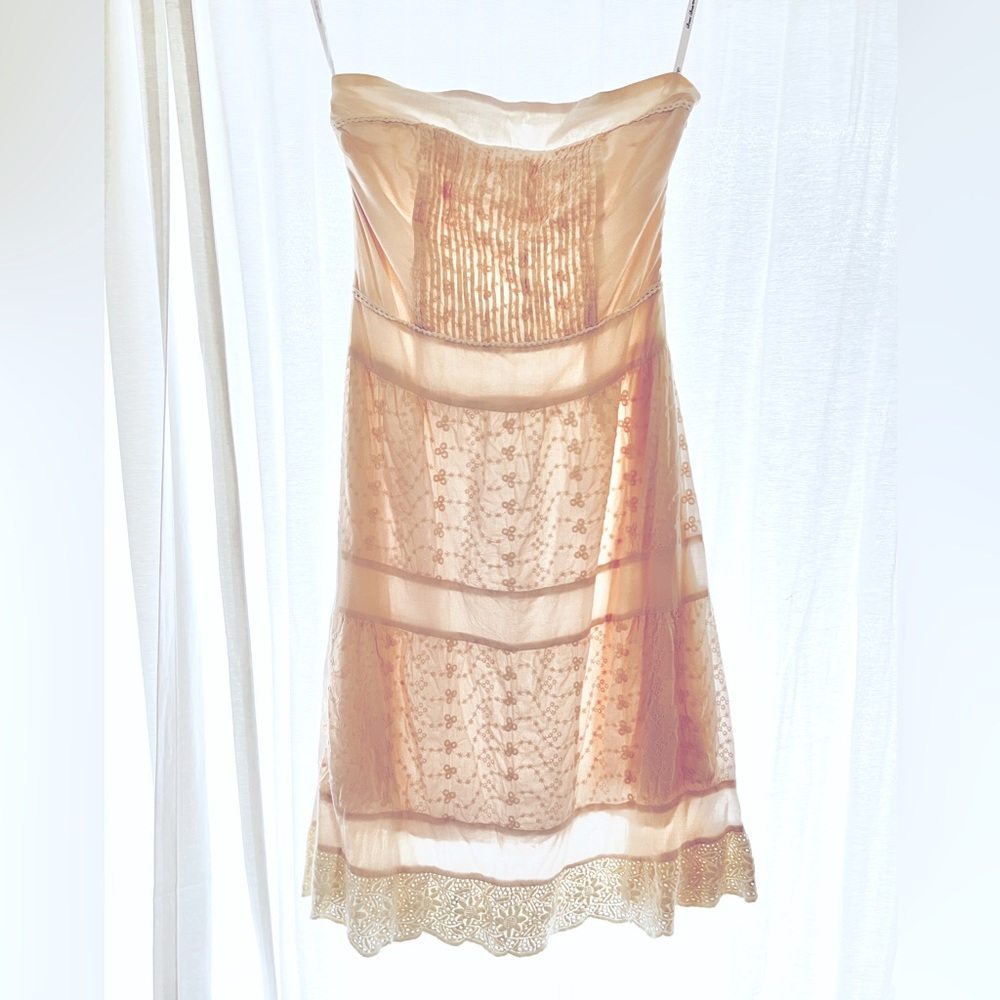 Beaubois Strapless Midi Dress